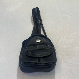 MULTI SAC SMALL BACKPACK/SHOULDER BAG. BLACK